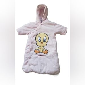 Warner Brothers Tweety Bird snowsuit size 3-6 months